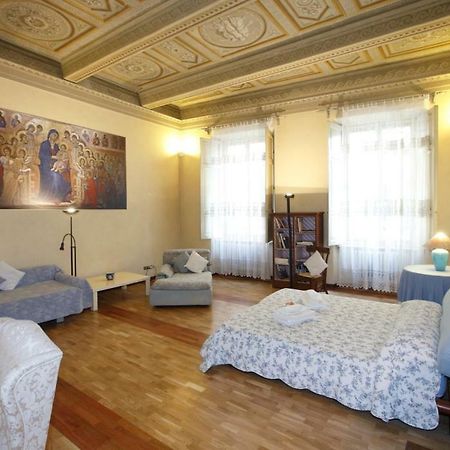 Bed and Breakfast Residenza D'Epoca Montanini Siena Exterior foto