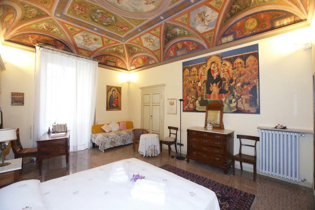Bed and Breakfast Residenza D'Epoca Montanini Siena Exterior foto